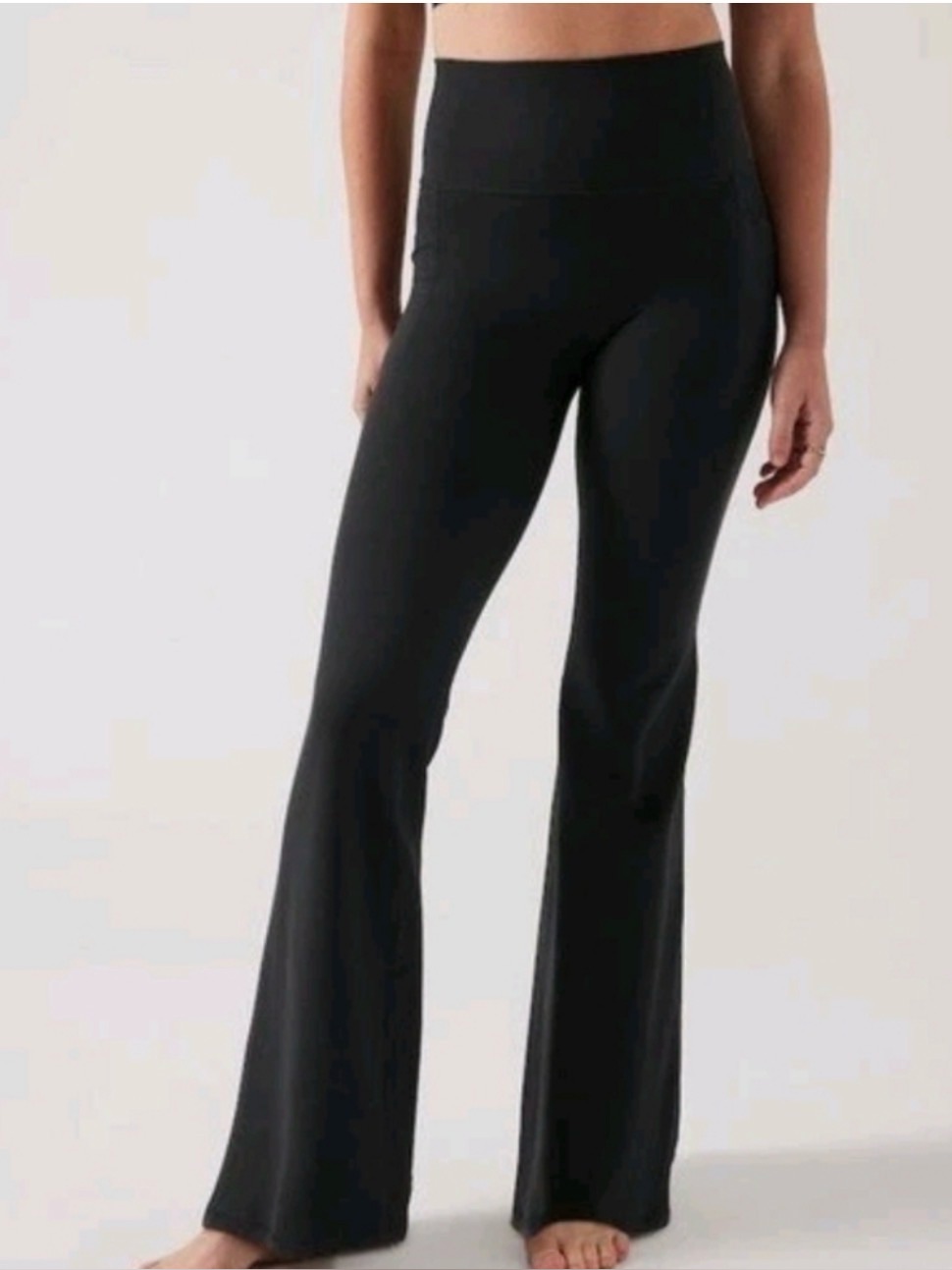Athleta Salutation Stash Rib Flare Pants Size Small Black